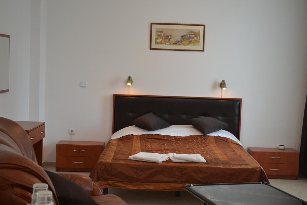 Family Hotel Magnolia Balçık Oda fotoğraf